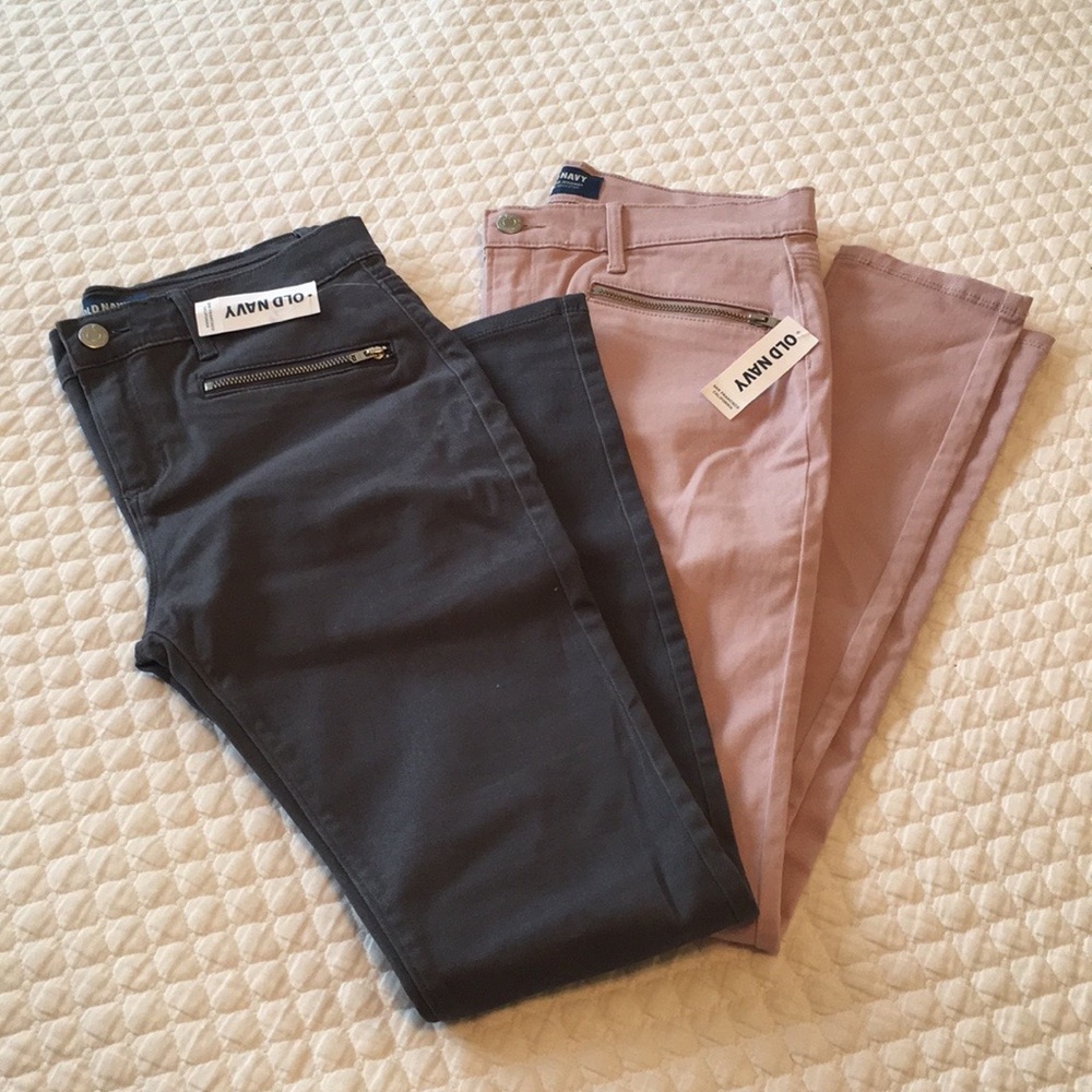 Lot of 2 NWT Old Navy Rockstar Jeggings